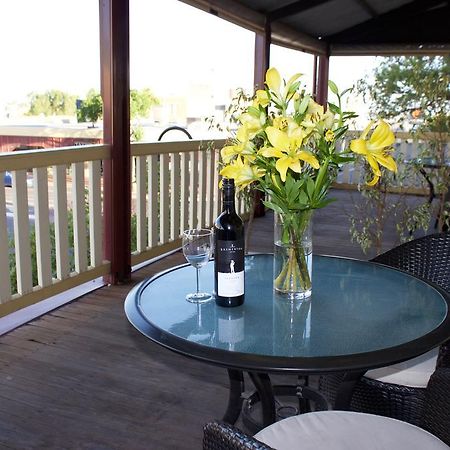 Balcony On Sixth Lodge Murray Bridge Exterior foto