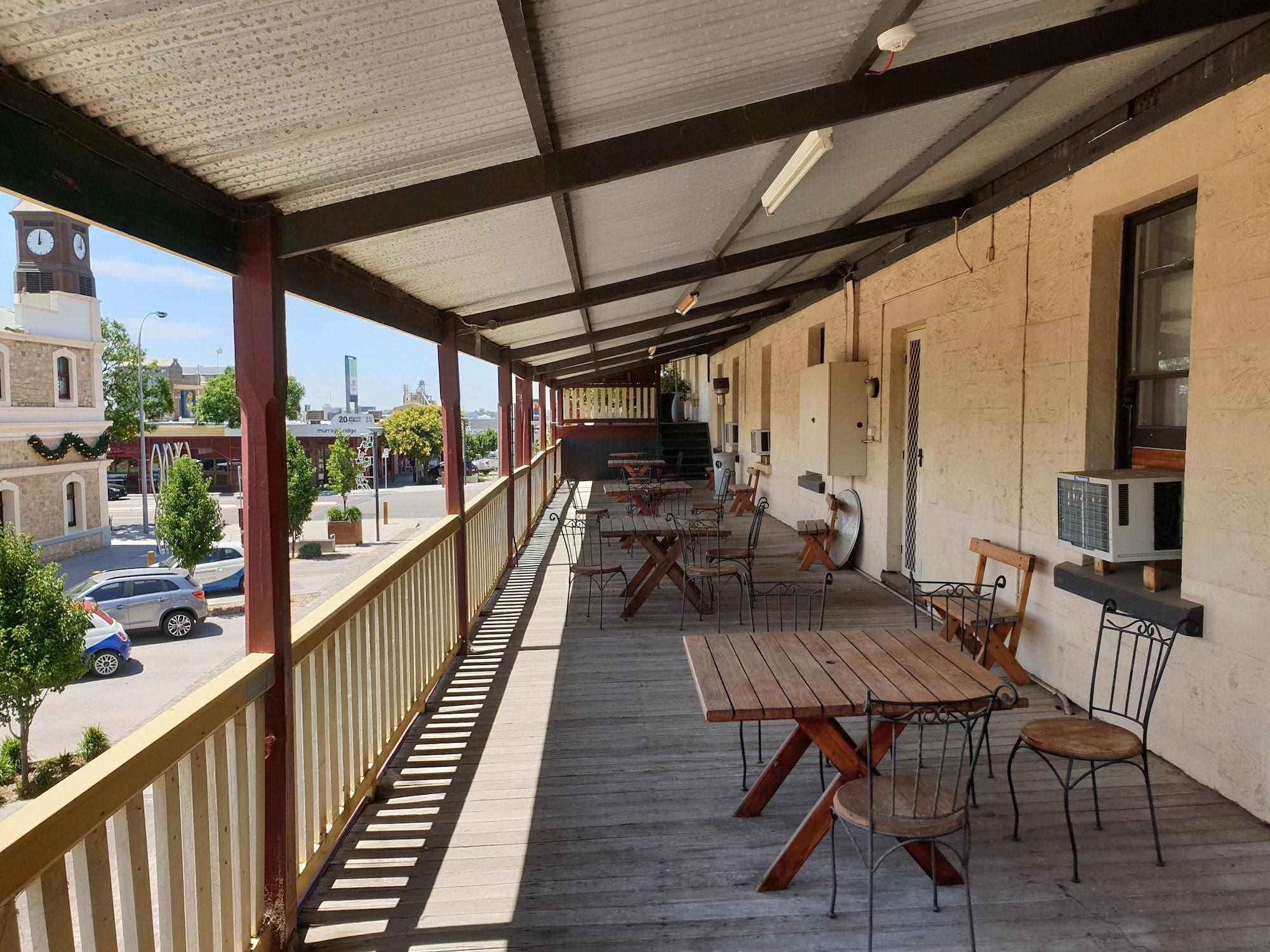 Balcony On Sixth Lodge Murray Bridge Exterior foto