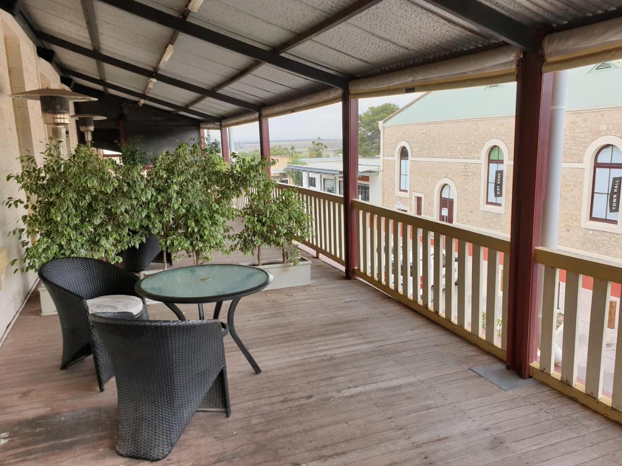 Balcony On Sixth Lodge Murray Bridge Exterior foto